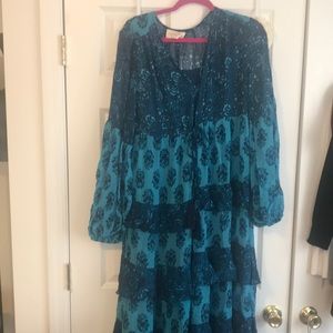 Maxi long sleeve dress